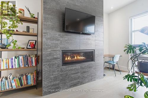 207 - 1705 Fiddlehead Place, London North (North R), ON - Indoor With Fireplace