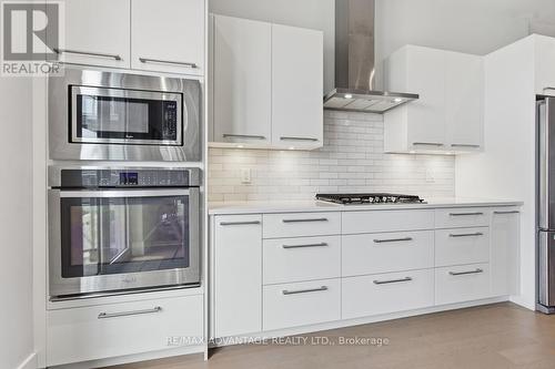 In wall oven - 207 - 1705 Fiddlehead Place, London North (North R), ON - Indoor Photo Showing Kitchen With Upgraded Kitchen