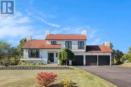 12 DAVIS LANE  Rideau Lakes, ON K7A 4S5