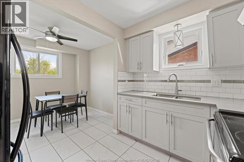 8020 Molnar, Windsor, ON - Indoor Photo Showing Other Room
