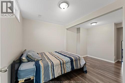 8020 Molnar, Windsor, ON - Indoor Photo Showing Bedroom