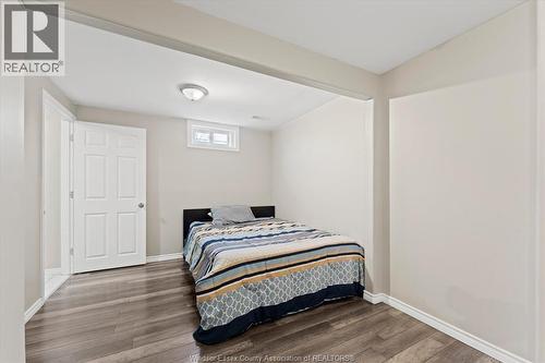 8020 Molnar, Windsor, ON - Indoor Photo Showing Bedroom