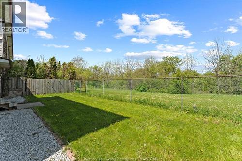 8020 Molnar, Windsor, ON - Outdoor