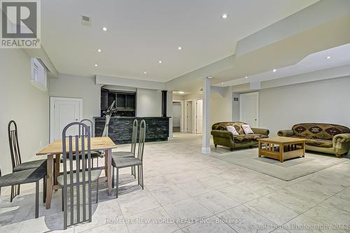 29 Threadneedle Crescent, Toronto, ON - Indoor Photo Showing Other Room