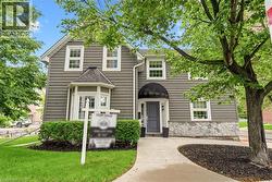 497 ELIZABETH Street  Burlington, ON L7R 2M4