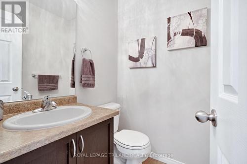 Powder Room - 41 - 2145 North Routledge Park, London North (North E), ON - Indoor Photo Showing Bathroom