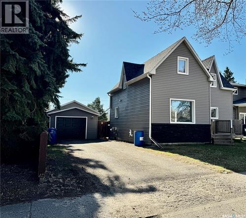 21 James AVENUE  Yorkton, SK S3N 2C1