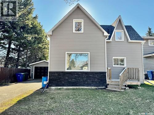 21 James Avenue, Yorkton, SK - Outdoor