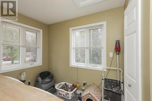 1055E Argo Run, Mattawan, ON - Indoor