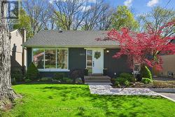 1463 AUGUSTINE DRIVE  Burlington (Mountainside), ON L7P 2N1