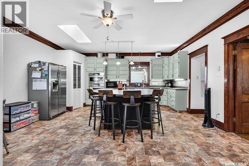 1037 Chestnut Avenue, Moose Jaw, SK - Indoor Photo Showing Dining Room