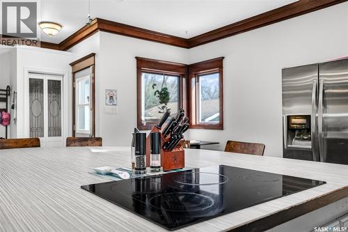 1037 Chestnut Avenue, Moose Jaw, SK - Indoor