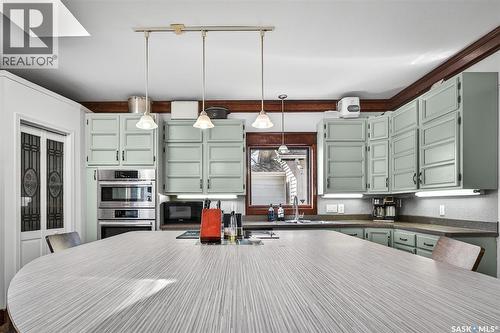 1037 Chestnut Avenue, Moose Jaw, SK - Indoor Photo Showing Kitchen