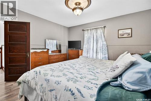 1037 Chestnut Avenue, Moose Jaw, SK - Indoor Photo Showing Bedroom