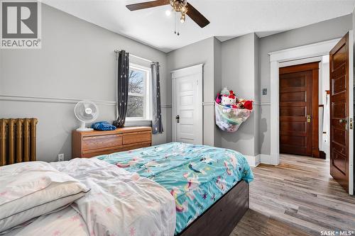 1037 Chestnut Avenue, Moose Jaw, SK - Indoor Photo Showing Bedroom
