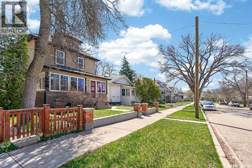 1037 Chestnut Avenue, Moose Jaw, SK - Outdoor