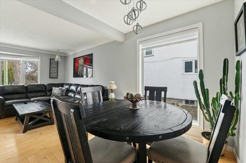 276 Whytewold Road, Winnipeg, MB - Indoor Photo Showing Dining Room