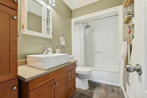 276 Whytewold Road, Winnipeg, MB - Indoor Photo Showing Bathroom