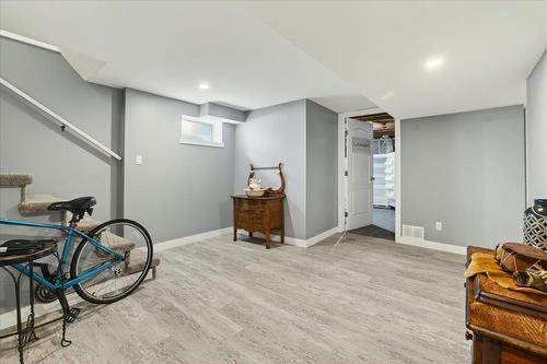 276 Whytewold Road, Winnipeg, MB - Indoor