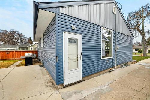 276 Whytewold Road, Winnipeg, MB - Outdoor