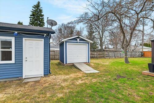 276 Whytewold Road, Winnipeg, MB - Outdoor