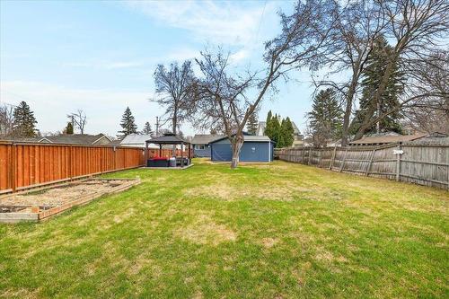 276 Whytewold Road, Winnipeg, MB - Outdoor With Backyard