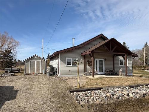 10 Harrison Bay, Sandy Lake, MB - Outdoor