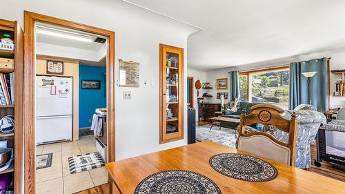 604 Ibbitson Street, Creston, BC - Indoor