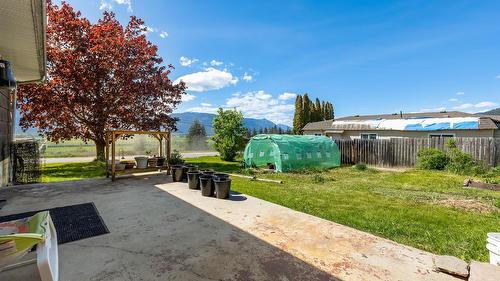 604 Ibbitson Street, Creston, BC - Outdoor