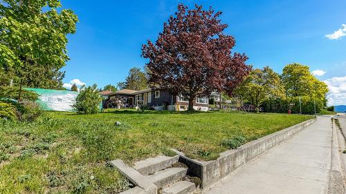 604 Ibbitson Street, Creston, BC - Outdoor