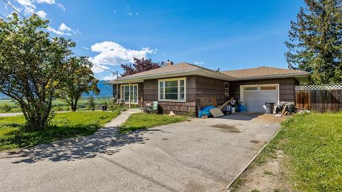 604 Ibbitson Street, Creston, BC - Outdoor