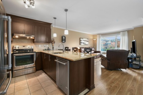 Cuisine - 3-5340 Rue De Leslie, Brossard, QC - Indoor Photo Showing Kitchen