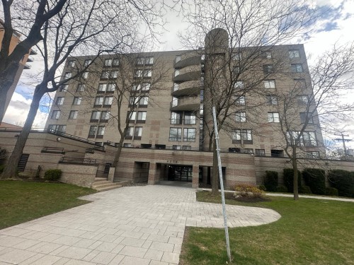 Front of Structure - 405-4570 Ch. Des Cageux, Laval (Chomedey), QC - Outdoor
