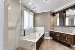 Salle de bains attenante à la CCP - 