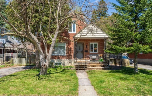 5195 Av. Patricia  Montréal (Côte-Des-Neiges/Notre-Dame-De-Grâce), QC H4V 1Y9