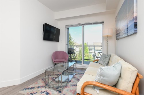 #314-3070 Kilpatrick Ave, Courtenay, BC - Indoor