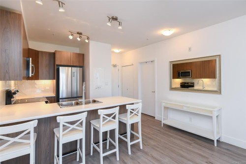 #314-3070 Kilpatrick Ave, Courtenay, BC - Indoor