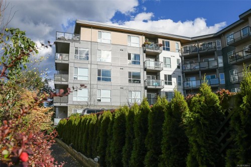 #314-3070 Kilpatrick Ave, Courtenay, BC - Outdoor With Balcony