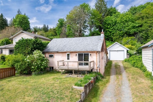 566 Thulin St, Campbell River, BC 