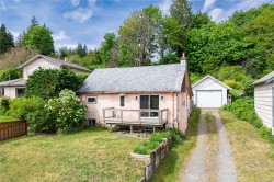 566 Thulin St Campbell River, BC V9W 2L1