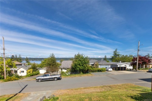 566 Thulin St, Campbell River, BC 
