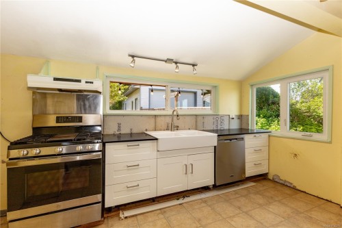 566 Thulin St, Campbell River, BC 