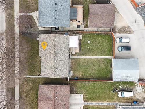 2133 Manitoba Ave, Winnipeg, MB 