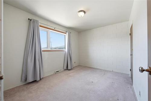 704 Hugo St, Winnipeg, MB 