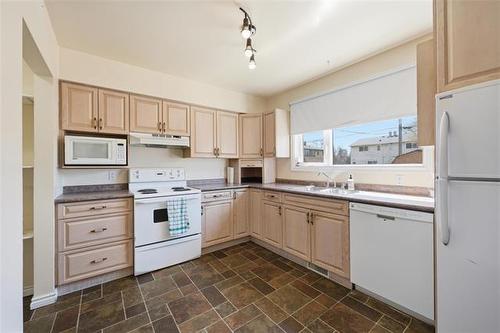 704 Hugo St, Winnipeg, MB 