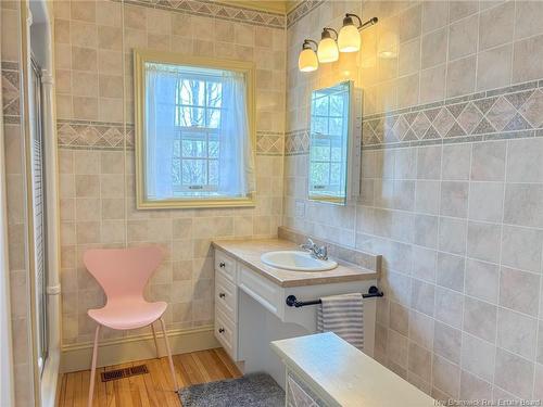 146 Main St, Canterbury, NB 