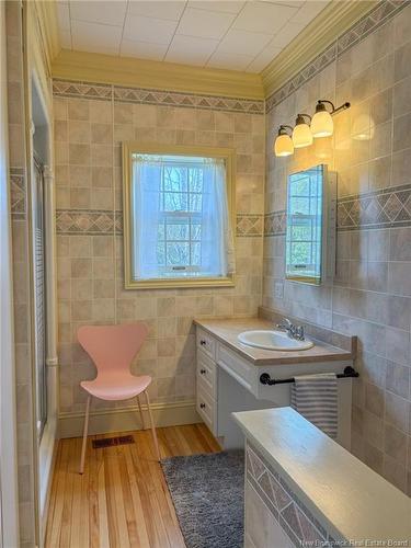 146 Main St, Canterbury, NB 