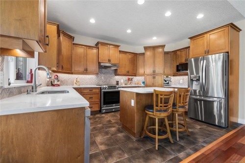 940 Heritage Meadow Dr, Campbell River, BC 
