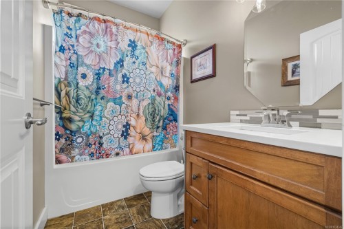 940 Heritage Meadow Dr, Campbell River, BC 