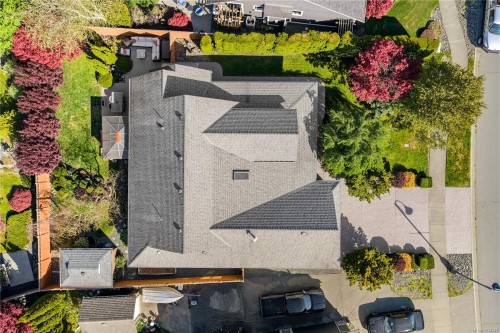 940 Heritage Meadow Dr, Campbell River, BC 